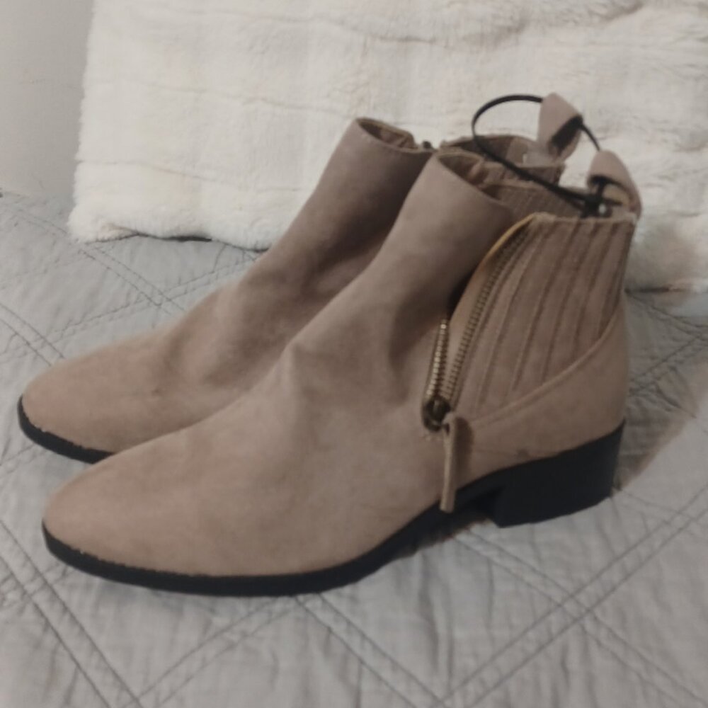 Lexington & Abbie boots